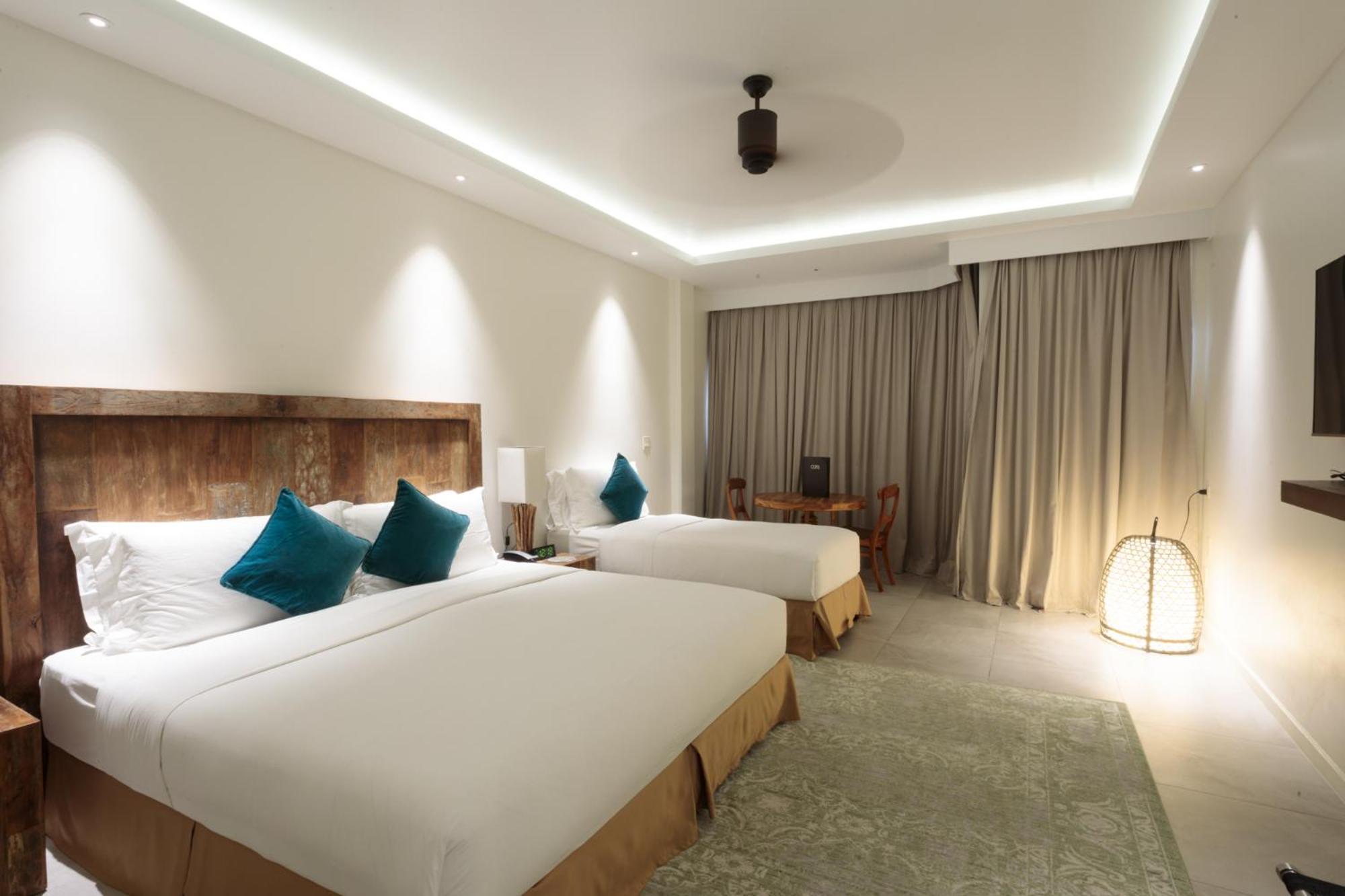 Cove Resort Palau Koror Extérieur photo