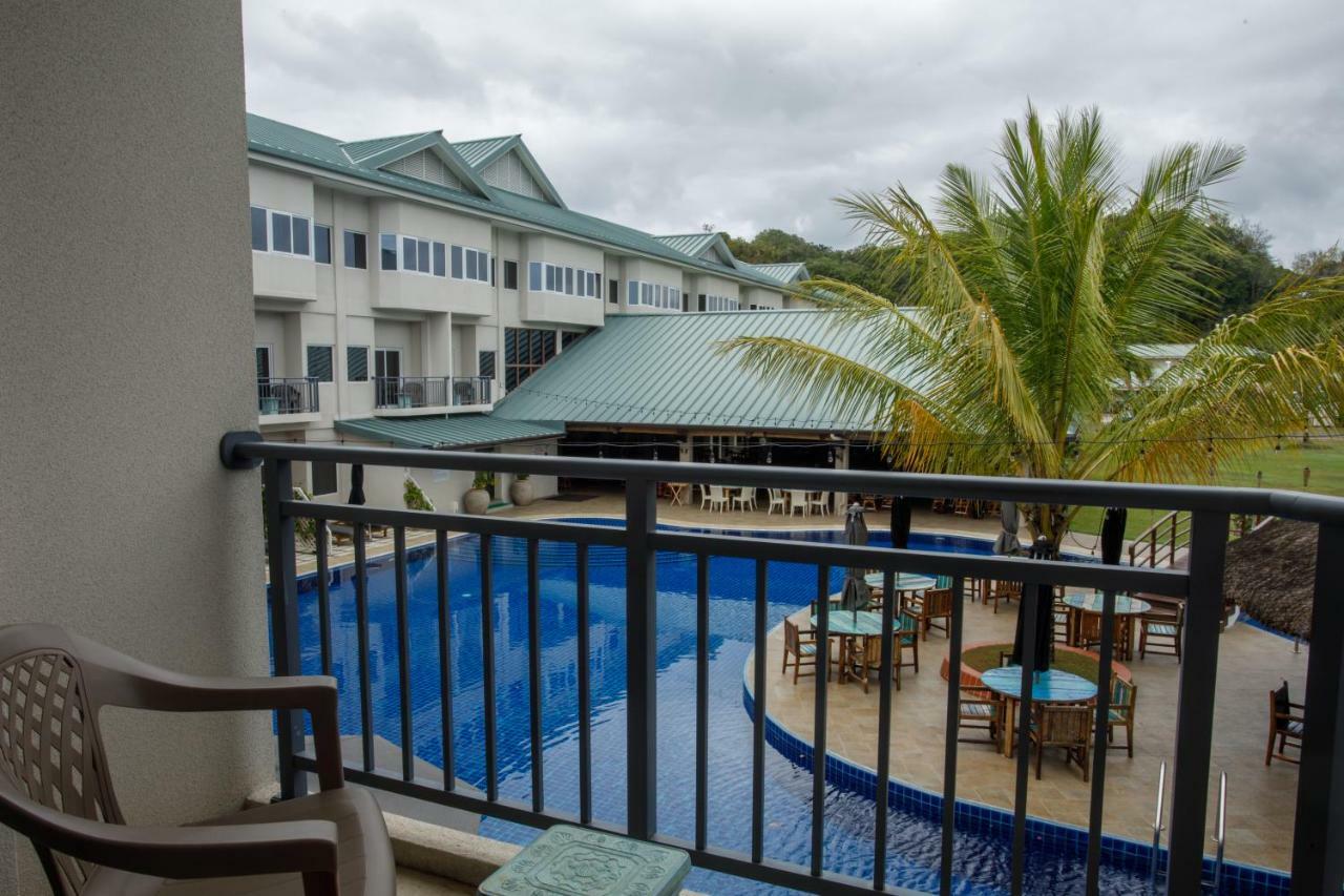 Cove Resort Palau Koror Extérieur photo