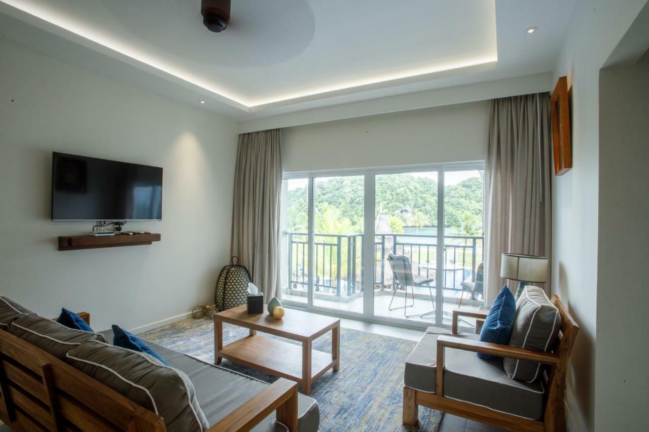 Cove Resort Palau Koror Extérieur photo